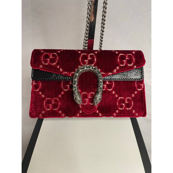 Gucci Dionysus Super Mini Red Velvet Crossbody Bag NWB - Picture 2 of 15